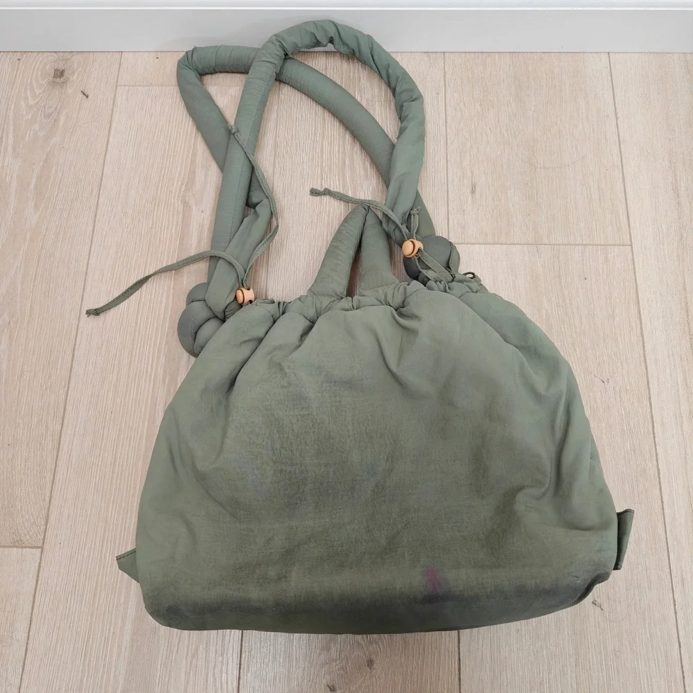 Ölend Womens Ona Soft Bag OS Green Padded Puffy Convertible Backpack Gorpcore